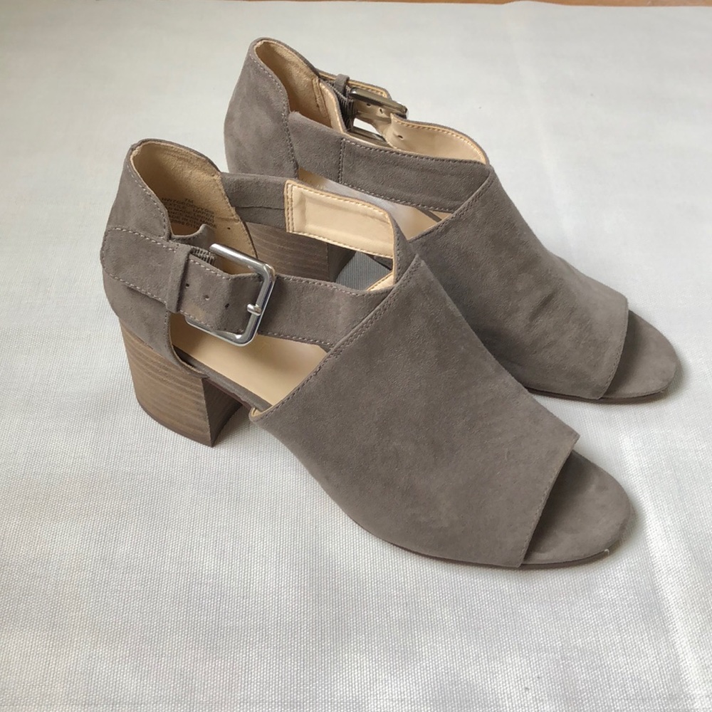 Nine West Grey Faux Suede Heels